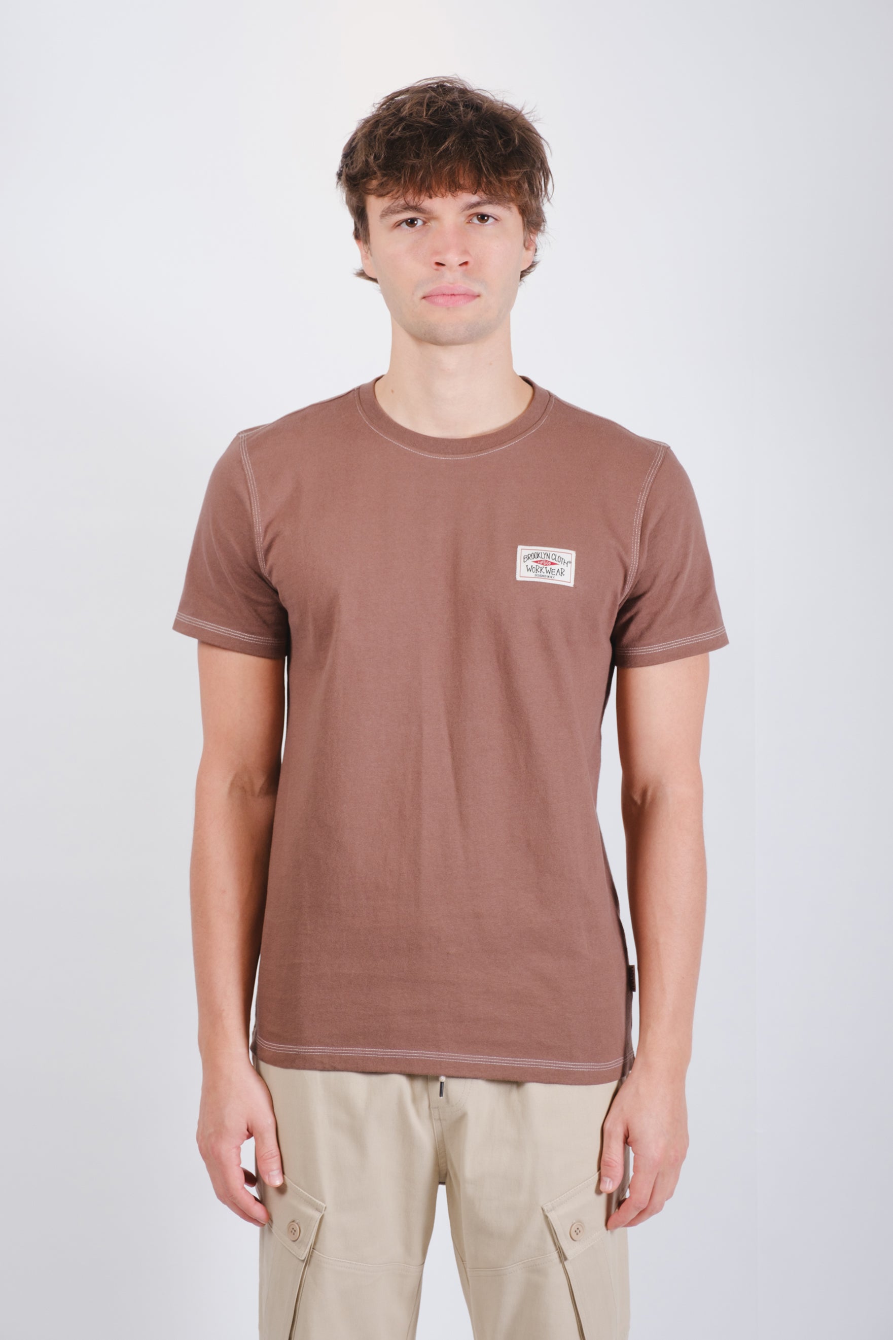 Men’s cotton jersey crewneck with logo print and contrast stitching
#color_brown