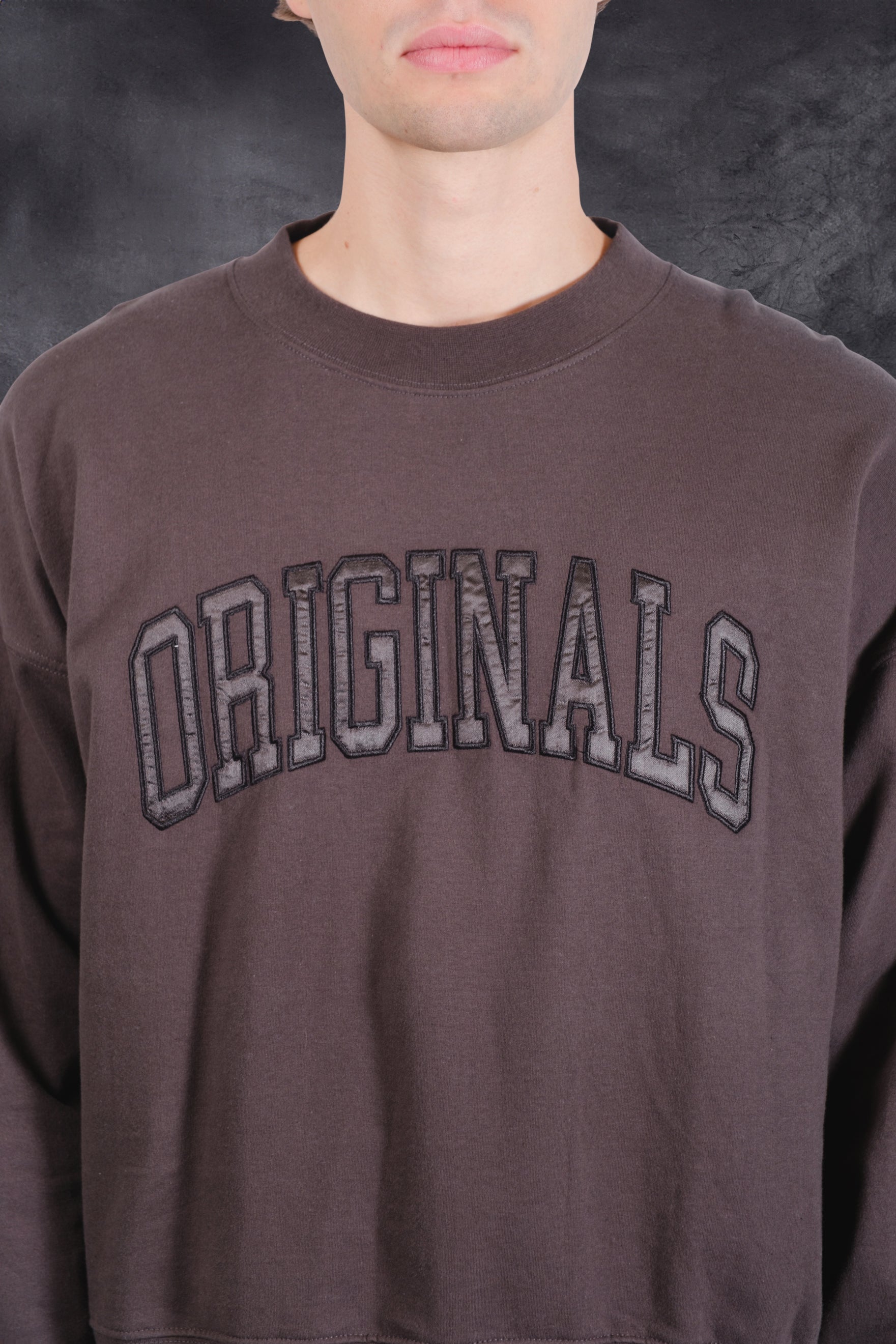 Stylish Originals Crew with satin applique by Brooklyn Cloth
#color_dusty black